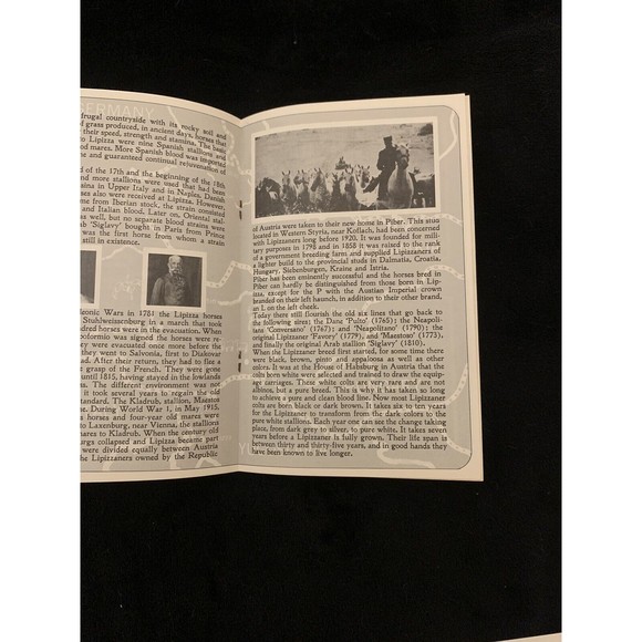 Hermann Royal Lipizzan Stallions, Autographed, 2 Booklets & postcard 1970s - Picture 9 of 12
